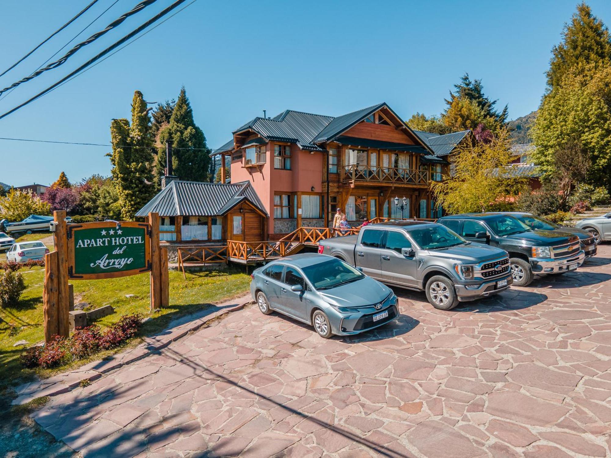 Del Arroyo Aparthotel 3*